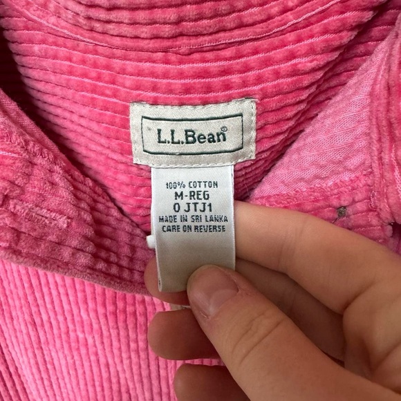 Vintage L.L. Bean pink corduroy button down - Picture 6 of 8